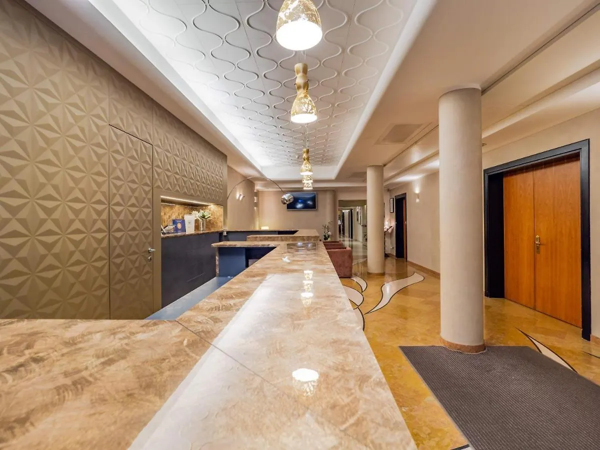 Park Hotel Ai Pini & Restaurant Ai Pini Mestre