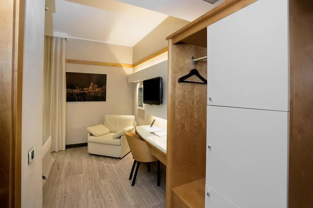 Park Hotel Ai Pini & Restaurant Ai Pini Mestre